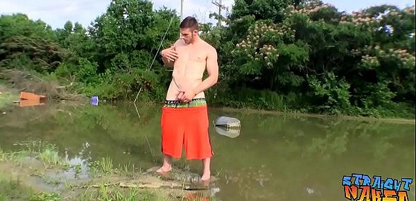  Fit guy Elijah Knight jacking off outdoors near a lake